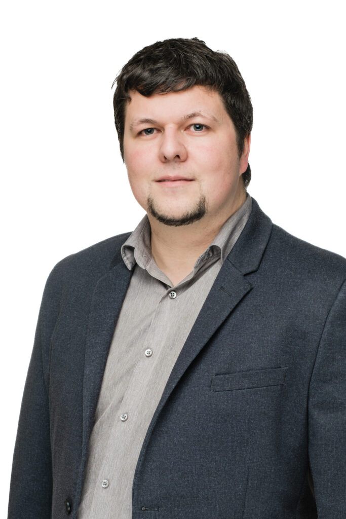 Nicolas Barrette: Director - Certification